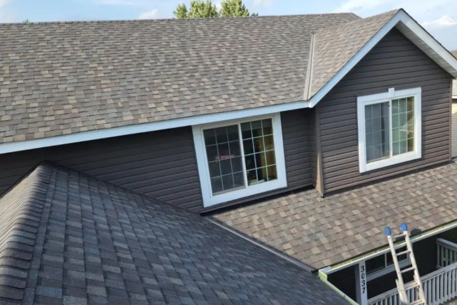 At Turner Roofing, we’re your go-to roofers in Sykesville, MD, providing extensive roofing services.