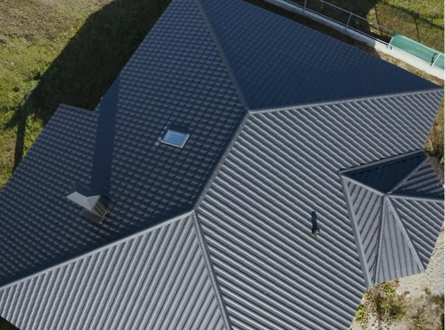 metal roof residential home 